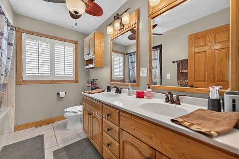 Tiny photo for 21W302 Woodview Drive, Itasca, IL 60143 (MLS # 12746161)