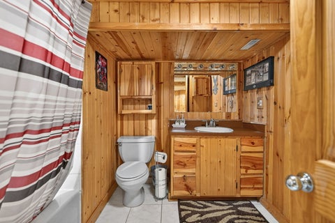 Tiny photo for 21W302 Woodview Drive, Itasca, IL 60143 (MLS # 12746161)