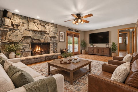 Tiny photo for 21W302 Woodview Drive, Itasca, IL 60143 (MLS # 12746161)