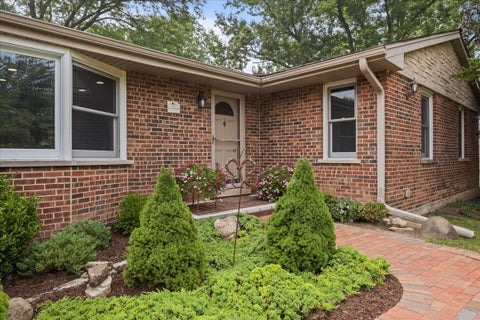 Tiny photo for 1447 Carol Lane, Deerfield, IL 60015 (MLS # 12709798)