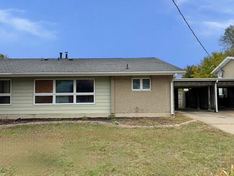 Tiny photo for 1612 Golfview Road, Rantoul, IL 61866 (MLS # 12507959)