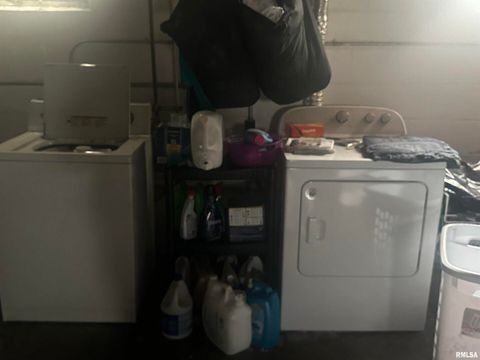 Tiny photo for 906 BELLE Avenue, Pinckneyville, IL 62274 (MLS # EB459443)