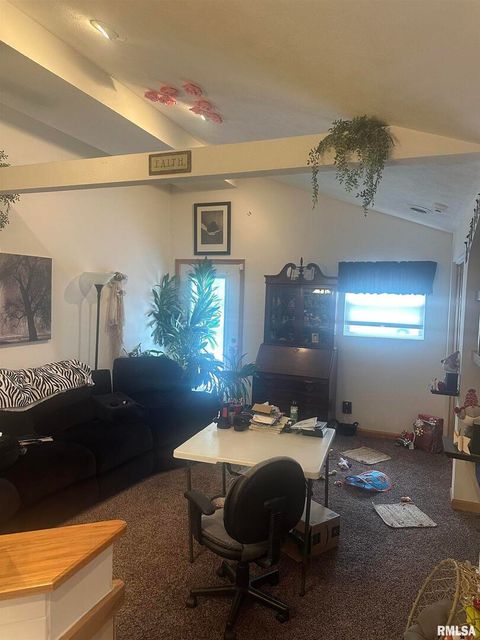 Tiny photo for 906 BELLE Avenue, Pinckneyville, IL 62274 (MLS # EB459443)