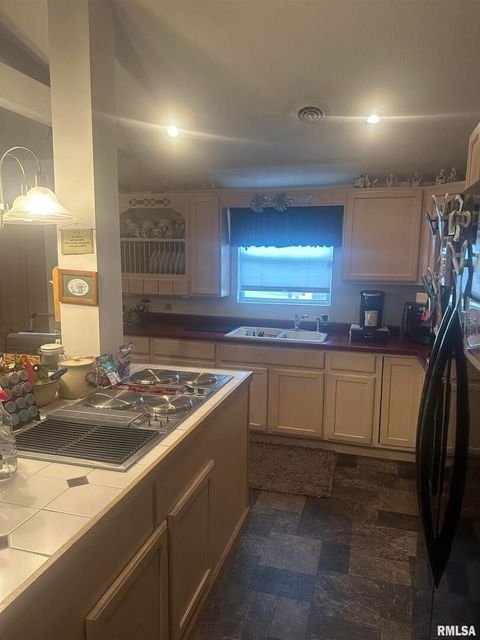 Tiny photo for 906 BELLE Avenue, Pinckneyville, IL 62274 (MLS # EB459443)