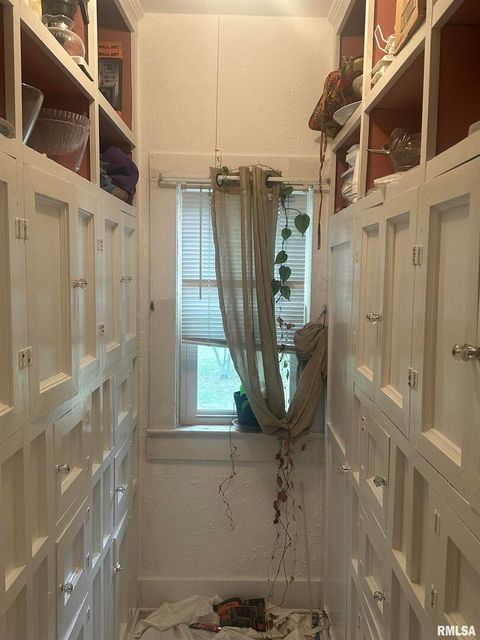 Tiny photo for 906 BELLE Avenue, Pinckneyville, IL 62274 (MLS # EB459443)