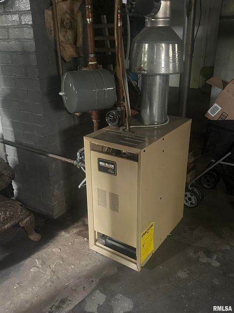 Tiny photo for 906 BELLE Avenue, Pinckneyville, IL 62274 (MLS # EB459443)