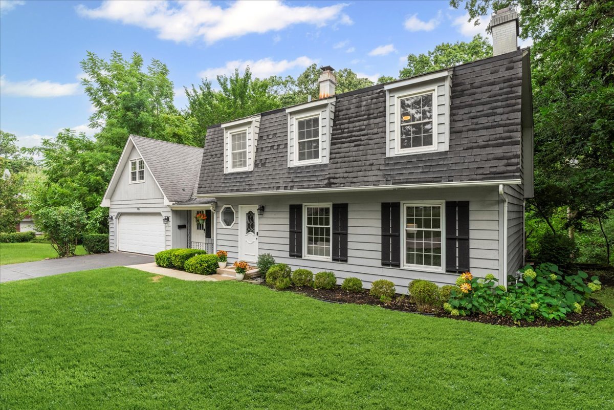 933 HOLCOMB Drive