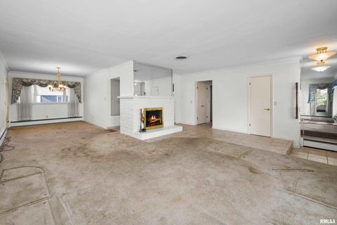 Tiny photo for 2500 15TH Street Court, Rock Island, IL 61201 (MLS # QC4269646)