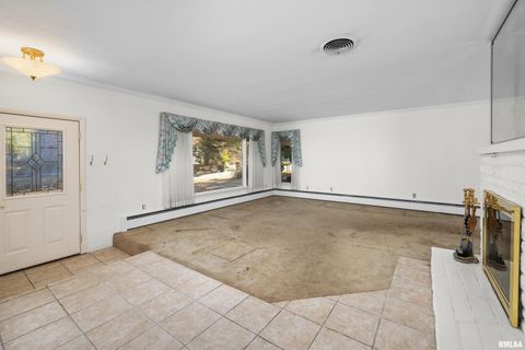 Tiny photo for 2500 15TH Street Court, Rock Island, IL 61201 (MLS # QC4269646)