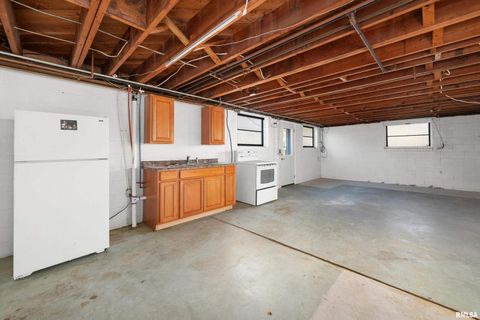 Tiny photo for 2500 15TH Street Court, Rock Island, IL 61201 (MLS # QC4269646)