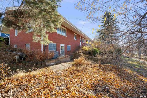 Tiny photo for 2500 15TH Street Court, Rock Island, IL 61201 (MLS # QC4269646)