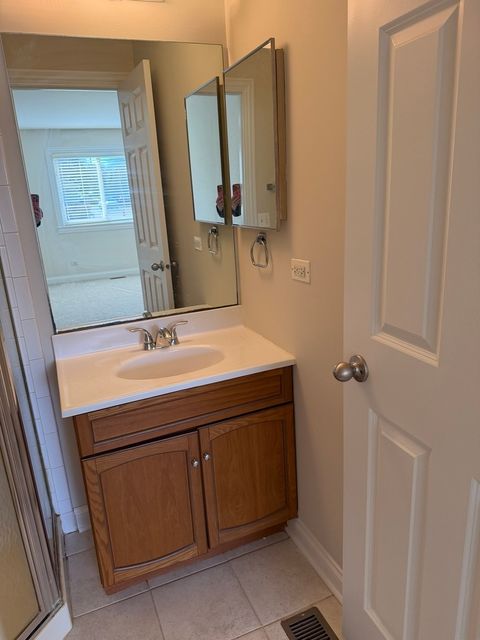 Tiny photo for 681 Thorntree Court #A1, Bartlett, IL 60103 (MLS # 12613193)