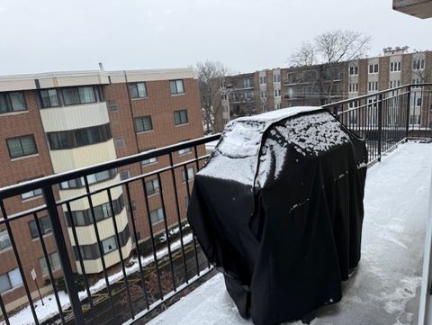 Tiny photo for 5506 Lincoln Avenue #512, Morton Grove, IL 60053 (MLS # 12558375)