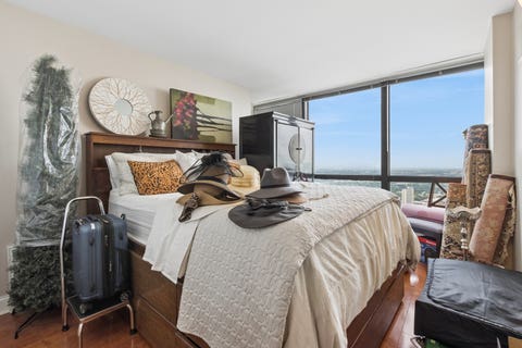 Tiny photo for 5415 N Sheridan Road #5206, Chicago, IL 60640 (MLS # 12713579)