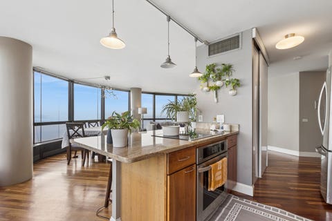 Tiny photo for 5415 N Sheridan Road #5206, Chicago, IL 60640 (MLS # 12713579)