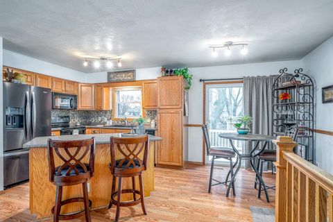 Tiny photo for 114 N 9 Street, Eldridge, IA 52748 (MLS # 100000054)