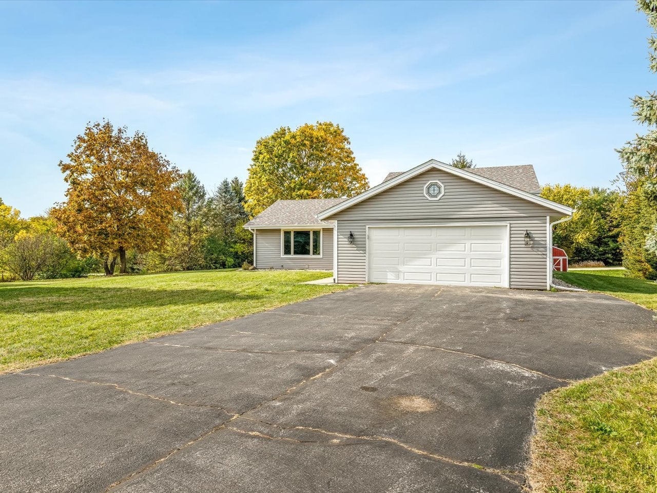9538 Twin Deer Run