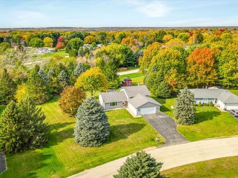 Tiny photo for 9538 Twin Deer Run, Roscoe, IL 61073 (MLS # 12795435)
