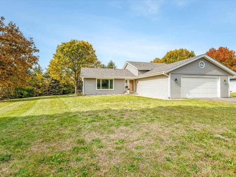 Tiny photo for 9538 Twin Deer Run, Roscoe, IL 61073 (MLS # 12795435)