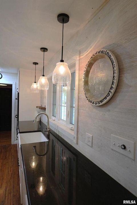 Tiny photo for 320 CIRCLE Drive, Salem, IL 62881 (MLS # EB460444)