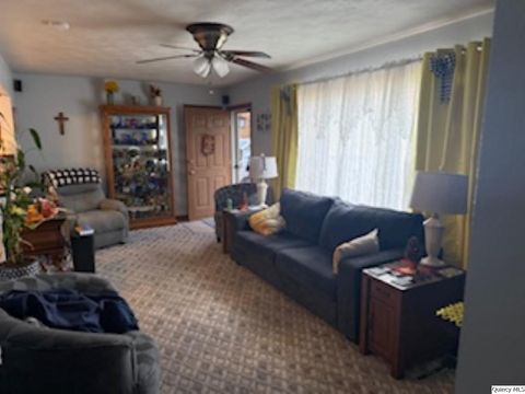 Tiny photo for 424 Noel Ct, Quincy, IL 62305 (MLS # 12514949)