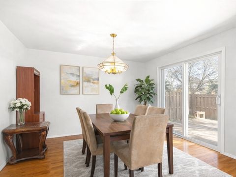 Tiny photo for 301 Inner Circle Drive, Bolingbrook, IL 60490 (MLS # 12588562)