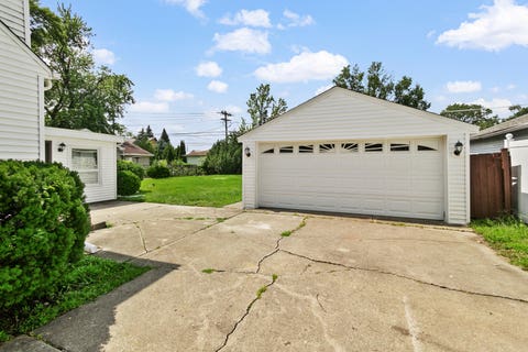 Tiny photo for 7742 S Oketo Avenue, Bridgeview, IL 60455 (MLS # 12736445)
