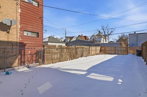 Tiny photo for 821 N Lockwood Avenue, Chicago, IL 60651 (MLS # 12614028)