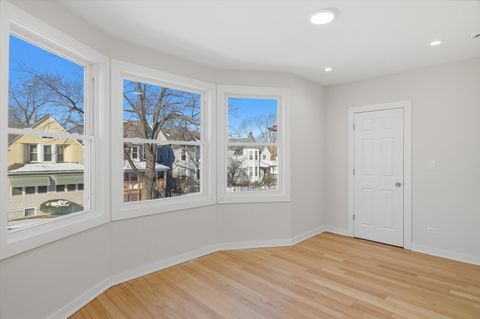 Tiny photo for 821 N Lockwood Avenue, Chicago, IL 60651 (MLS # 12614028)