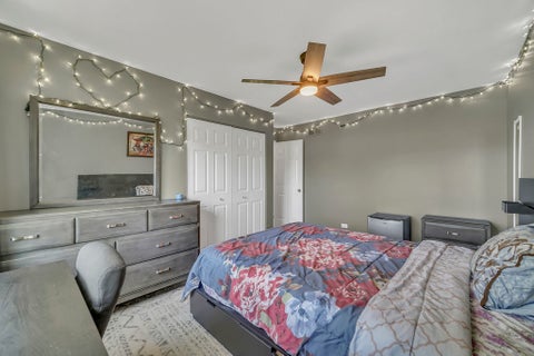 Tiny photo for 256 E Fox Hill Drive, Buffalo Grove, IL 60089 (MLS # 12718375)
