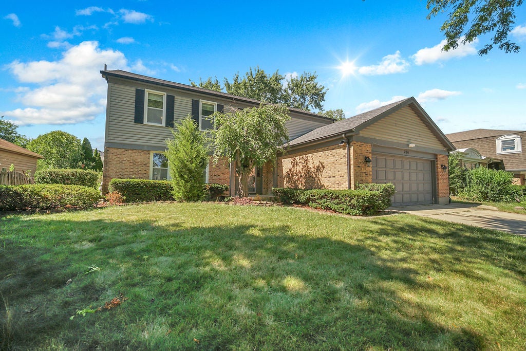 256 E Fox Hill Drive