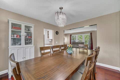 Tiny photo for 256 E Fox Hill Drive, Buffalo Grove, IL 60089 (MLS # 12718375)