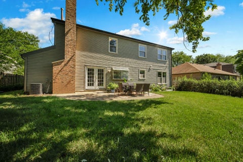 Tiny photo for 256 E Fox Hill Drive, Buffalo Grove, IL 60089 (MLS # 12718375)