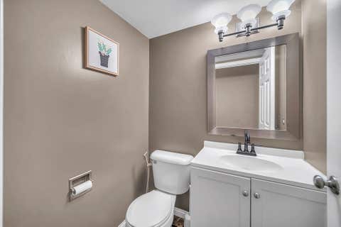 Tiny photo for 256 E Fox Hill Drive, Buffalo Grove, IL 60089 (MLS # 12718375)