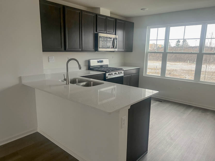 365 Bridgeview Court