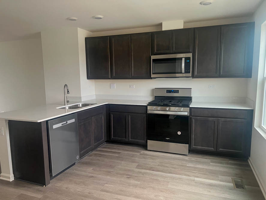 365 Bridgeview Court