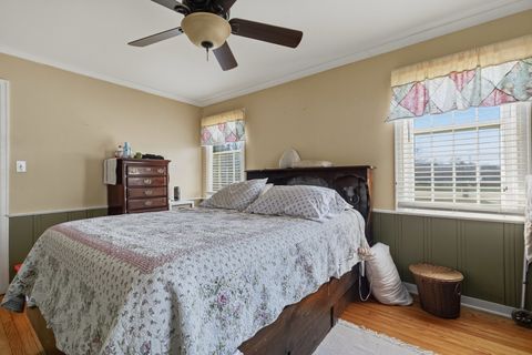 Tiny photo for 2317 17th Street, Rock Island, IL 61201 (MLS # 12604019)