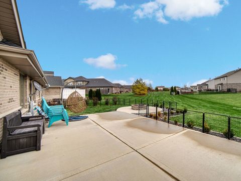 Tiny photo for 2122 Sky Harbor Drive, New Lenox, IL 60451 (MLS # 12536710)