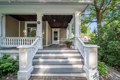 Tiny photo for 20 S Jefferson Street, Batavia, IL 60510 (MLS # 12646374)