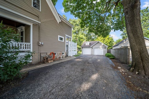 Tiny photo for 20 S Jefferson Street, Batavia, IL 60510 (MLS # 12646374)
