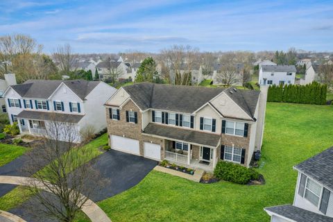 Photo of 82 Brentwood Drive, Gilberts, IL 60136 (MLS # 12625594)