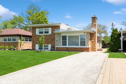 7331 N Kenneth Avenue Lincolnwood IL 60712