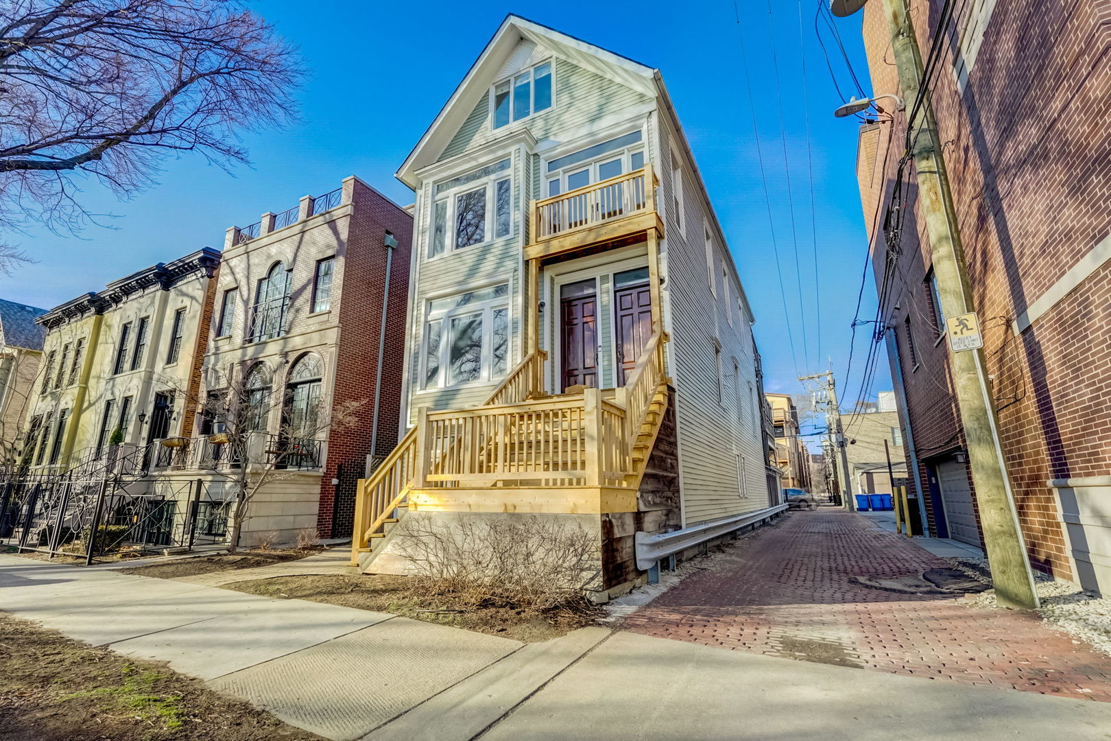 1014 W Montana Street