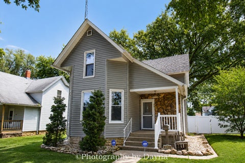 Photo of 880 S 5th Avenue, Kankakee, IL 60901 (MLS # 12717383)