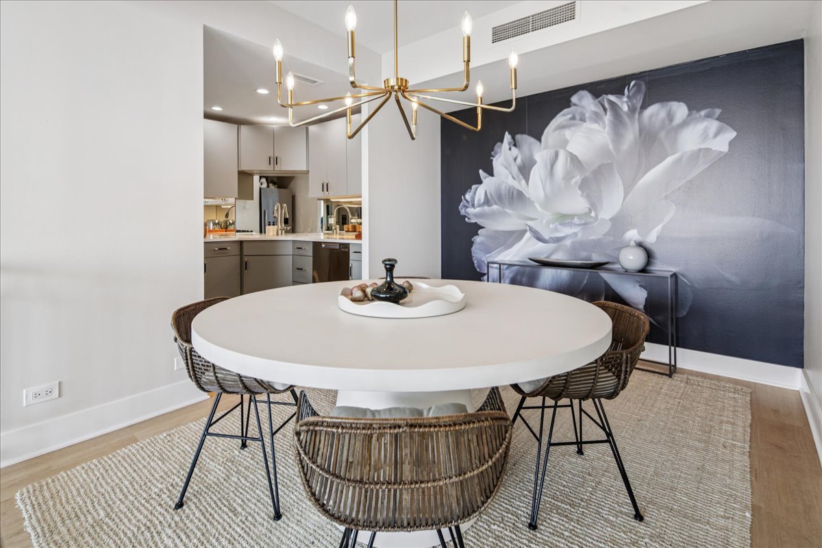 3200 N Lake Shore Drive 2106