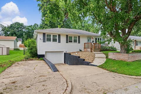 Photo of 49 Colorado Drive, Decatur, IL 62526 (MLS # 12736871)