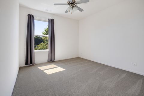 Tiny photo for 1011 Bellows Way, Volo, IL 60073 (MLS # 12677686)