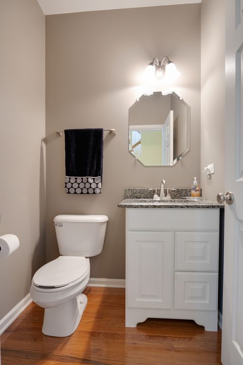 Tiny photo for 1011 Bellows Way, Volo, IL 60073 (MLS # 12677686)