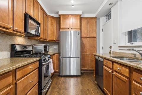 Tiny photo for 5802 S BLACKSTONE Avenue #1, Chicago, IL 60637 (MLS # 12648871)