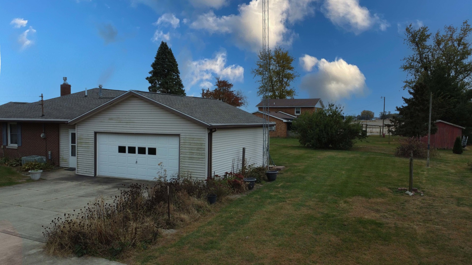 1505 N 2000 East Road